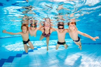 Enfants petit bassin 01